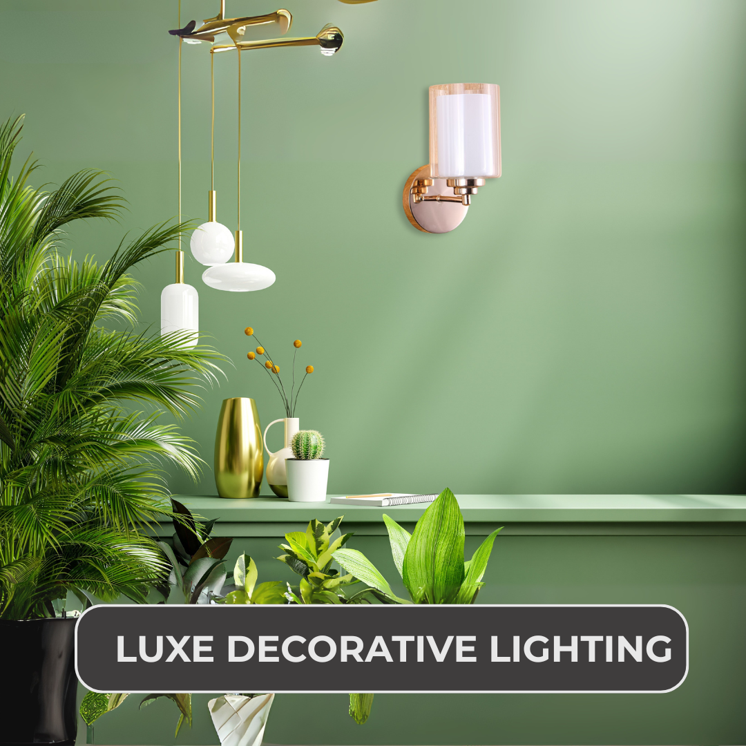 Fancy Metal and Glass Wall Lamp