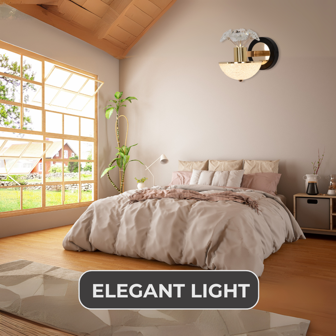 Fancy Metal and Glass Wall Lamp